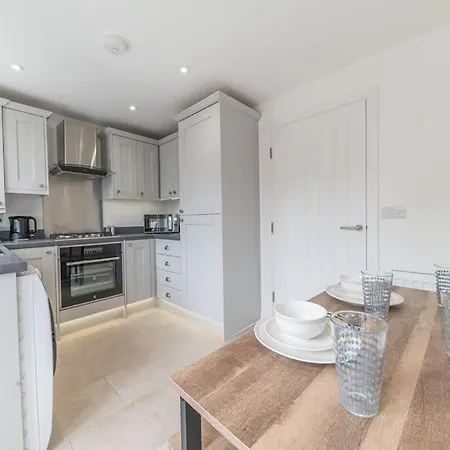 Barrow 3 Bedroom House Roose (Cumbria)